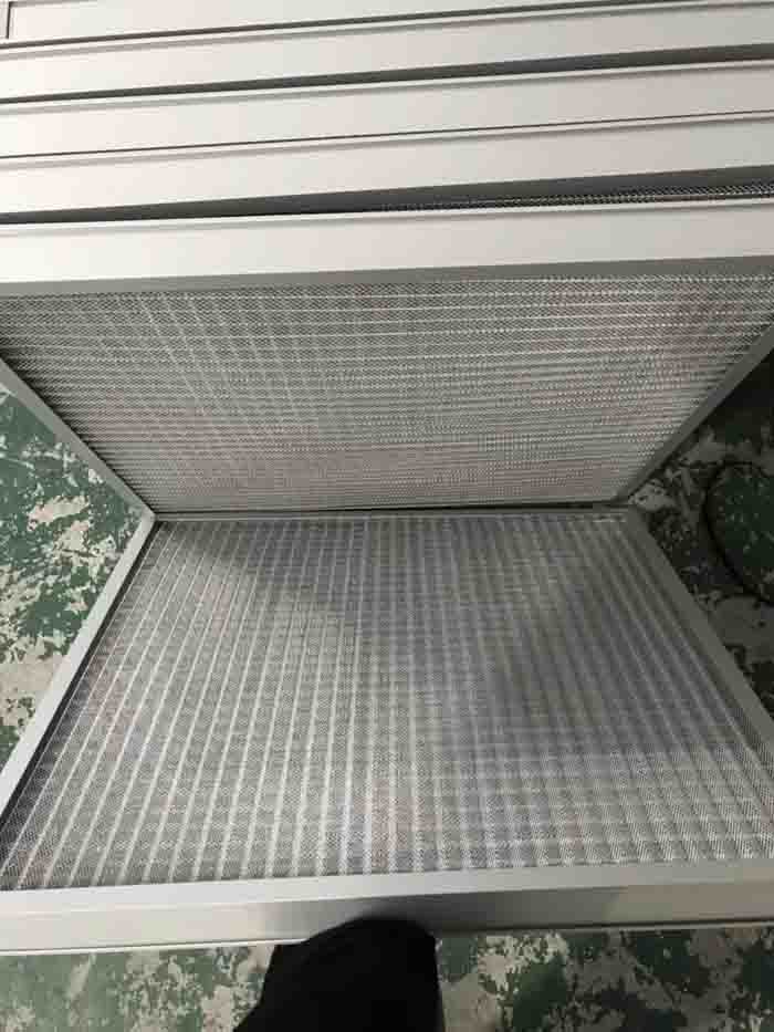 金屬網過濾器濾料：金屬網、鋁網或不銹鋼絲網